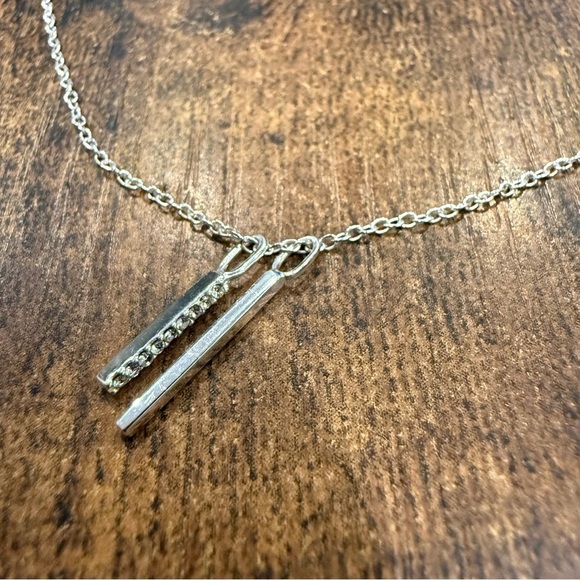 Elegant Double Bar Crystal Silver Necklace 925 Adjustable NWOT! - Picture 5 of 9